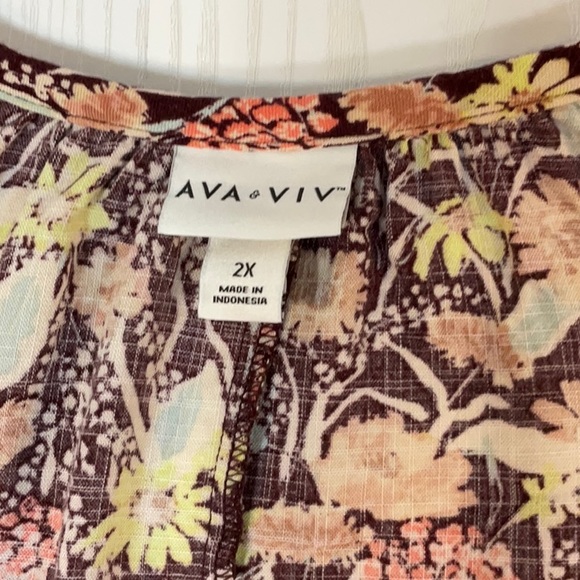 Ava & Viv Blouse - Picture 3 of 4